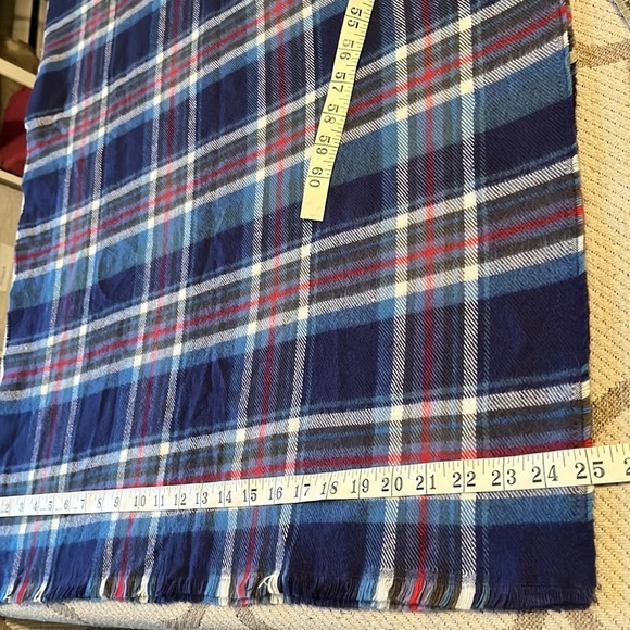 Oversized plaid super soft wrap around blanket scarf - Picture 11 of 11